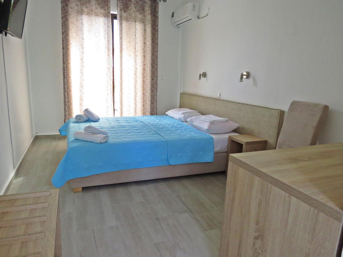 Loukas Beach Rooms คิโอตาริ ห้อง รูปภาพ
