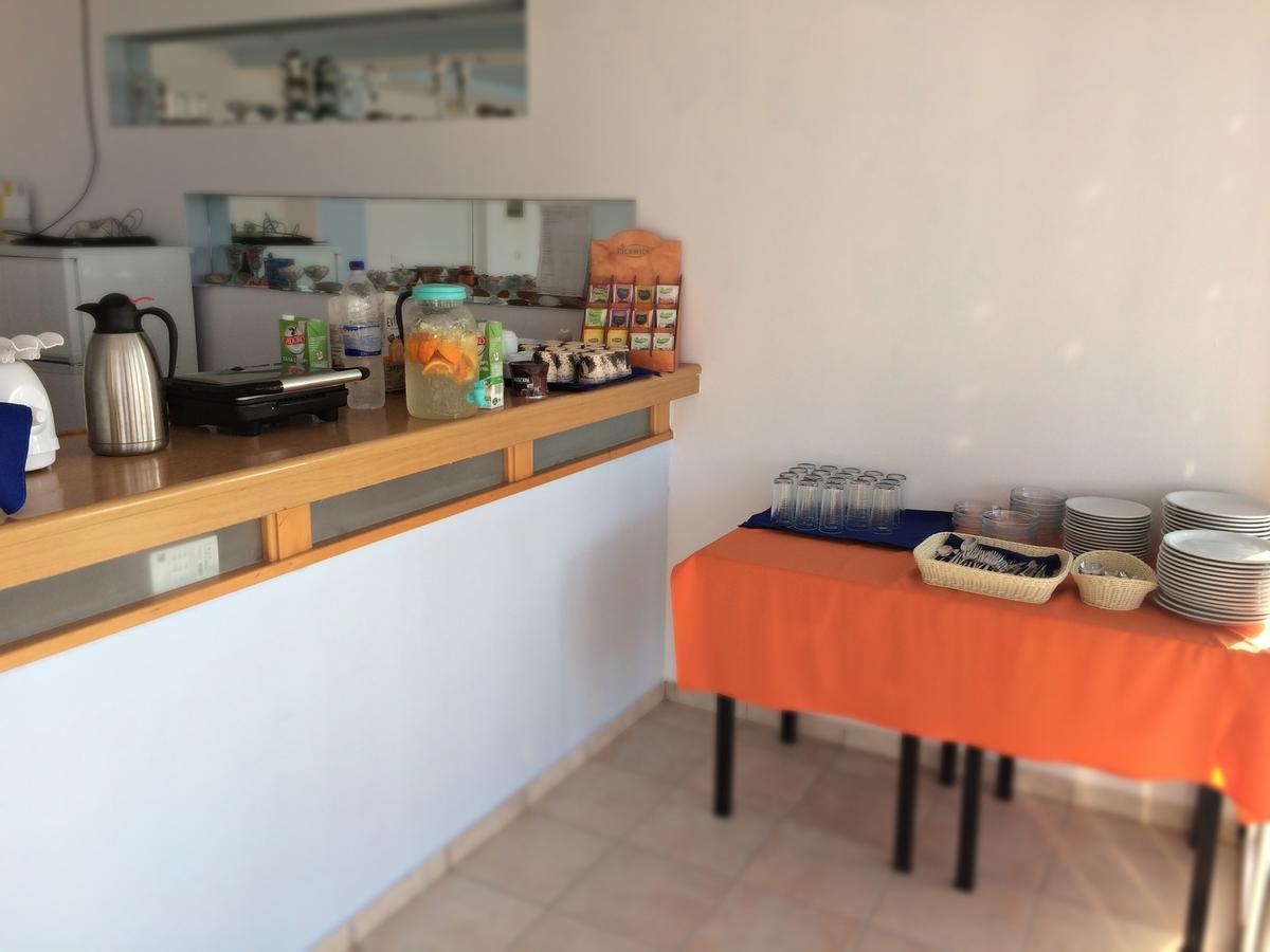 Loukas Beach Rooms คิโอตาริ ภายนอก รูปภาพ